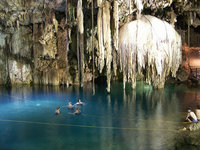 Das-Schwimmbad.jpg (299.14 KiB) 96595-mal betrachtet Das-Schwimmbad.jpg