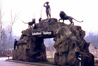 1971-1-Tüddern-Pforte.jpg (498.5 KiB) 75198-mal betrachtet 1971-1-Tüddern-Pforte.jpg